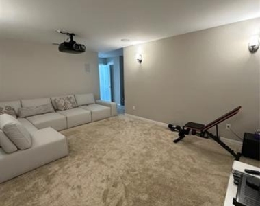 1300 Starling Street - Photo Thumbnail 18