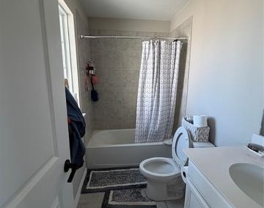 1300 Starling Street - Photo Thumbnail 16