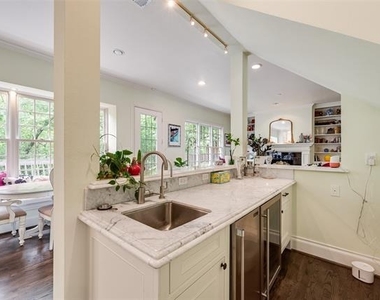 1418 Yakimo Drive - Photo Thumbnail 8