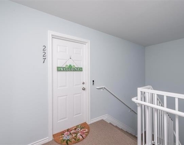5076 Matilda Street - Photo Thumbnail 14