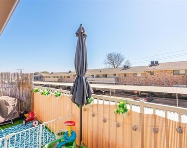 5076 Matilda Street - Photo Thumbnail 19