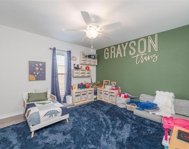 5076 Matilda Street - Photo Thumbnail 15