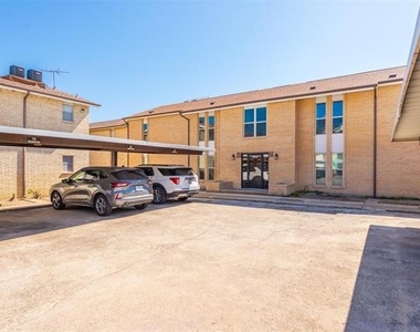 5076 Matilda Street - Photo Thumbnail 22