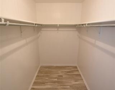 421 Stanley Falls Drive - Photo Thumbnail 11