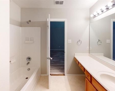 421 Stanley Falls Drive - Photo Thumbnail 13