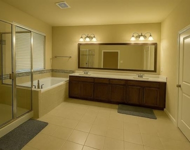 6687 Deleon Street - Photo Thumbnail 12