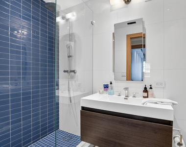 2301 Collins Avenue - Photo Thumbnail 13