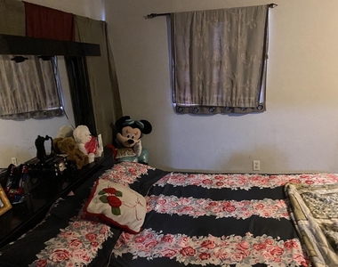 12920 Westview Drive - Photo Thumbnail 6