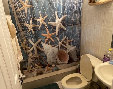 12920 Westview Drive - Photo Thumbnail 9