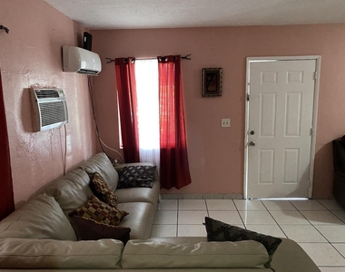 12920 Westview Drive - Photo Thumbnail 1