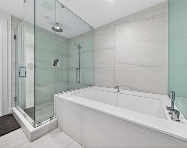 153 N Seabreeze Boulevard - Photo Thumbnail 22