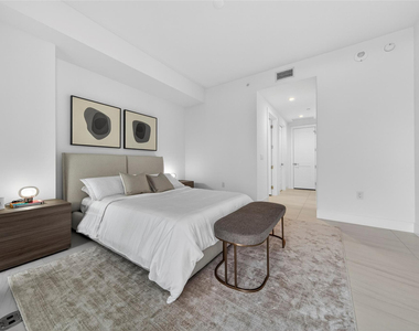153 N Seabreeze Boulevard - Photo Thumbnail 24