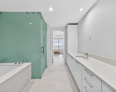 153 N Seabreeze Boulevard - Photo Thumbnail 21