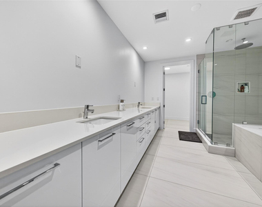 153 N Seabreeze Boulevard - Photo Thumbnail 20