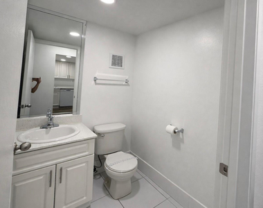 17350 Nw 68th Avenue - Photo Thumbnail 3