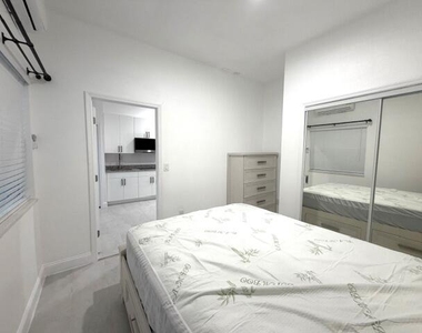 3418 Sw Englewood Street - Photo Thumbnail 6