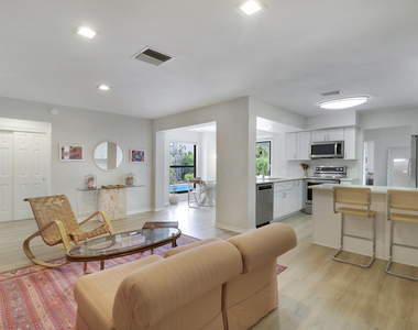 85 Hickory Hill Road - Photo Thumbnail 2