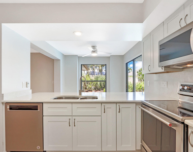 85 Hickory Hill Road - Photo Thumbnail 6