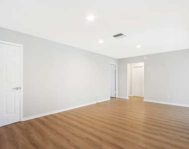 85 Hickory Hill Road - Photo Thumbnail 14