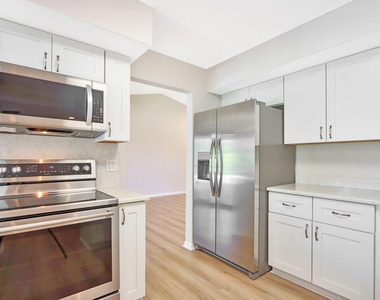 85 Hickory Hill Road - Photo Thumbnail 4