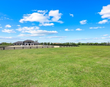 16175 Deer Path Lane - Photo Thumbnail 33