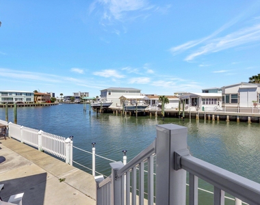 10701 S Ocean Drive - Photo Thumbnail 5