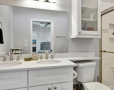 10701 S Ocean Drive - Photo Thumbnail 18