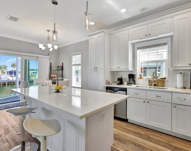 10701 S Ocean Drive - Photo Thumbnail 11
