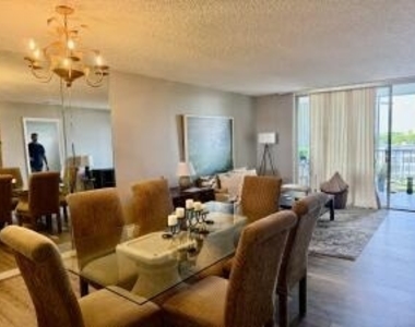 14671 Bonaire Boulevard - Photo Thumbnail 21