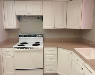 14671 Bonaire Boulevard - Photo Thumbnail 7