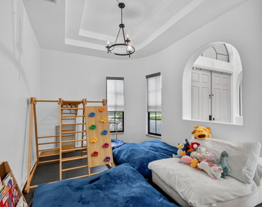 10337 Trianon Place - Photo Thumbnail 26