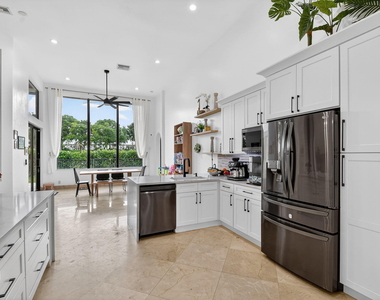 10337 Trianon Place - Photo Thumbnail 31