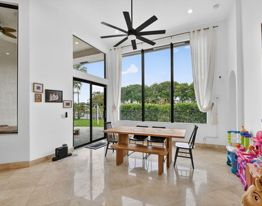 10337 Trianon Place - Photo Thumbnail 34