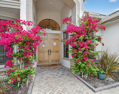 10337 Trianon Place - Photo Thumbnail 18