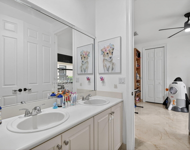 10337 Trianon Place - Photo Thumbnail 53