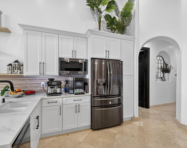 10337 Trianon Place - Photo Thumbnail 30