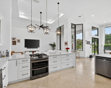 10337 Trianon Place - Photo Thumbnail 28