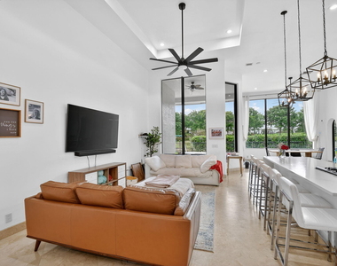 10337 Trianon Place - Photo Thumbnail 21