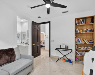 10337 Trianon Place - Photo Thumbnail 60