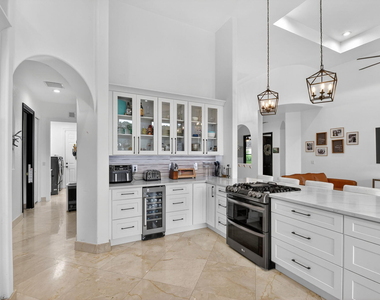 10337 Trianon Place - Photo Thumbnail 29