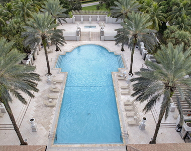 10337 Trianon Place - Photo Thumbnail 10