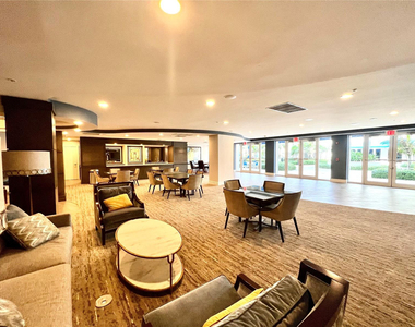 6001 N Ocean Drive - Photo Thumbnail 40