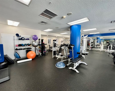 6001 N Ocean Drive - Photo Thumbnail 34