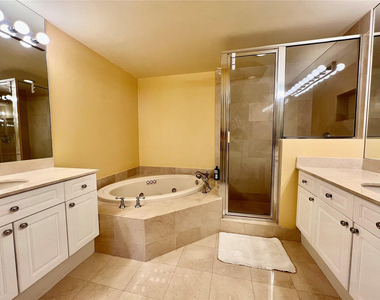 6001 N Ocean Drive - Photo Thumbnail 23