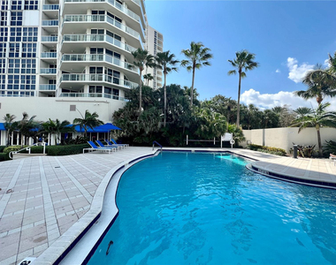 6001 N Ocean Drive - Photo Thumbnail 39