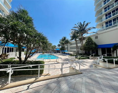 6001 N Ocean Drive - Photo Thumbnail 38