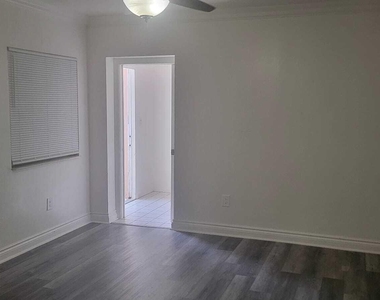 1855 Sherman Street - Photo Thumbnail 7
