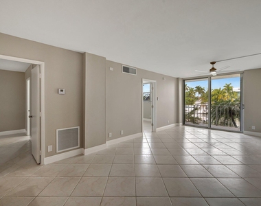 1777 Se 15th Street - Photo Thumbnail 5