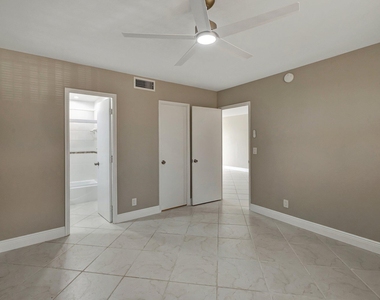 1777 Se 15th Street - Photo Thumbnail 18