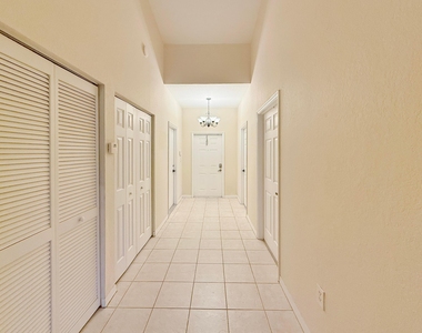 2400 E Aragon Boulevard - Photo Thumbnail 16